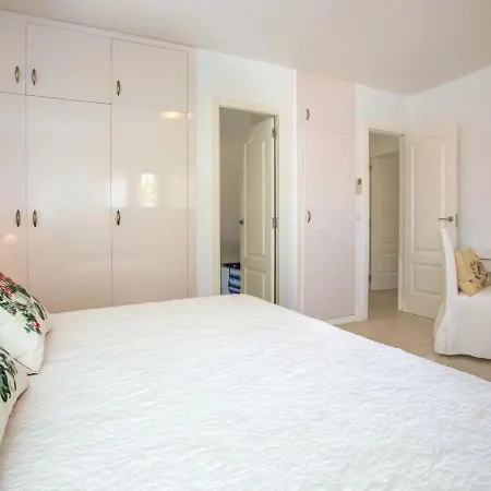 Polonia Mouche By Interhome * דניה