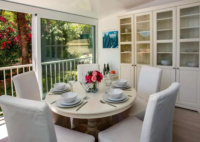 Polonia Mouche By Interhome