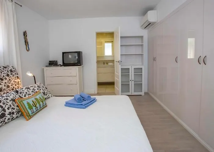 Polonia Mouche By Interhome * Dénia