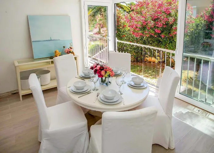 Polonia Mouche By Interhome * Dénia