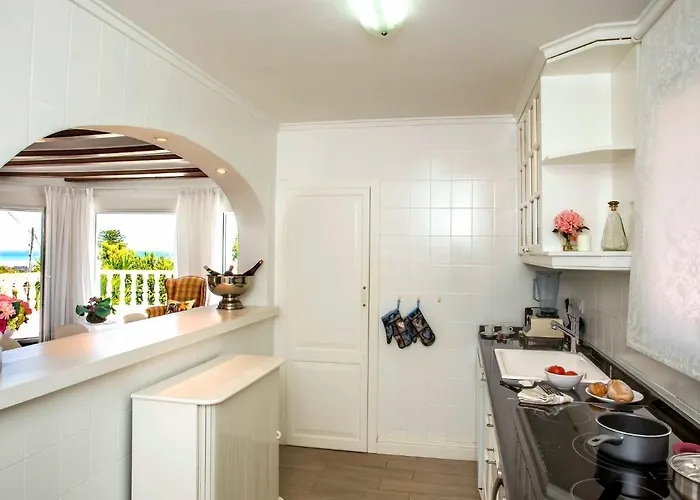 Polonia Mouche By Interhome *